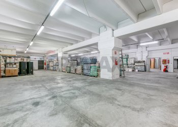 Parcheggio - Magazzino Via Ungaretti
 
73, Cernusco sul Naviglio - foto 43