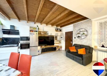 Sala da pranzo - Three-room apartment Mezzago - photo 8