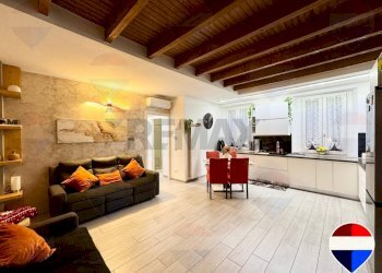 Soggiorno - Three-room apartment Mezzago - photo 10