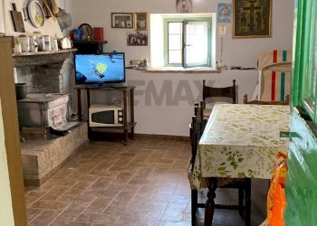 Sala da pranzo - Rustic GROTTA CASALINO
 
ND, Pellegrino Parmense - photo 8