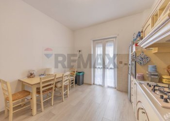 Cucina - Three-room apartment Via Trincea delle Frasche, Fiumicino - photo 8