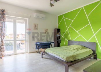 Camera / camera da letto - Three-room apartment Via Trincea delle Frasche, Fiumicino - photo 18