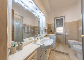 Bagno - Three-room apartment Via Trincea delle Frasche, Fiumicino - photo 24