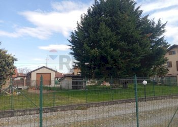 Casa all\'aperto - Terreno edificabile via Posorti
 
22, Vergiate - foto 11