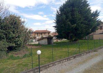 Casa all\'aperto - Terreno edificabile via Posorti
 
22, Vergiate - foto 23