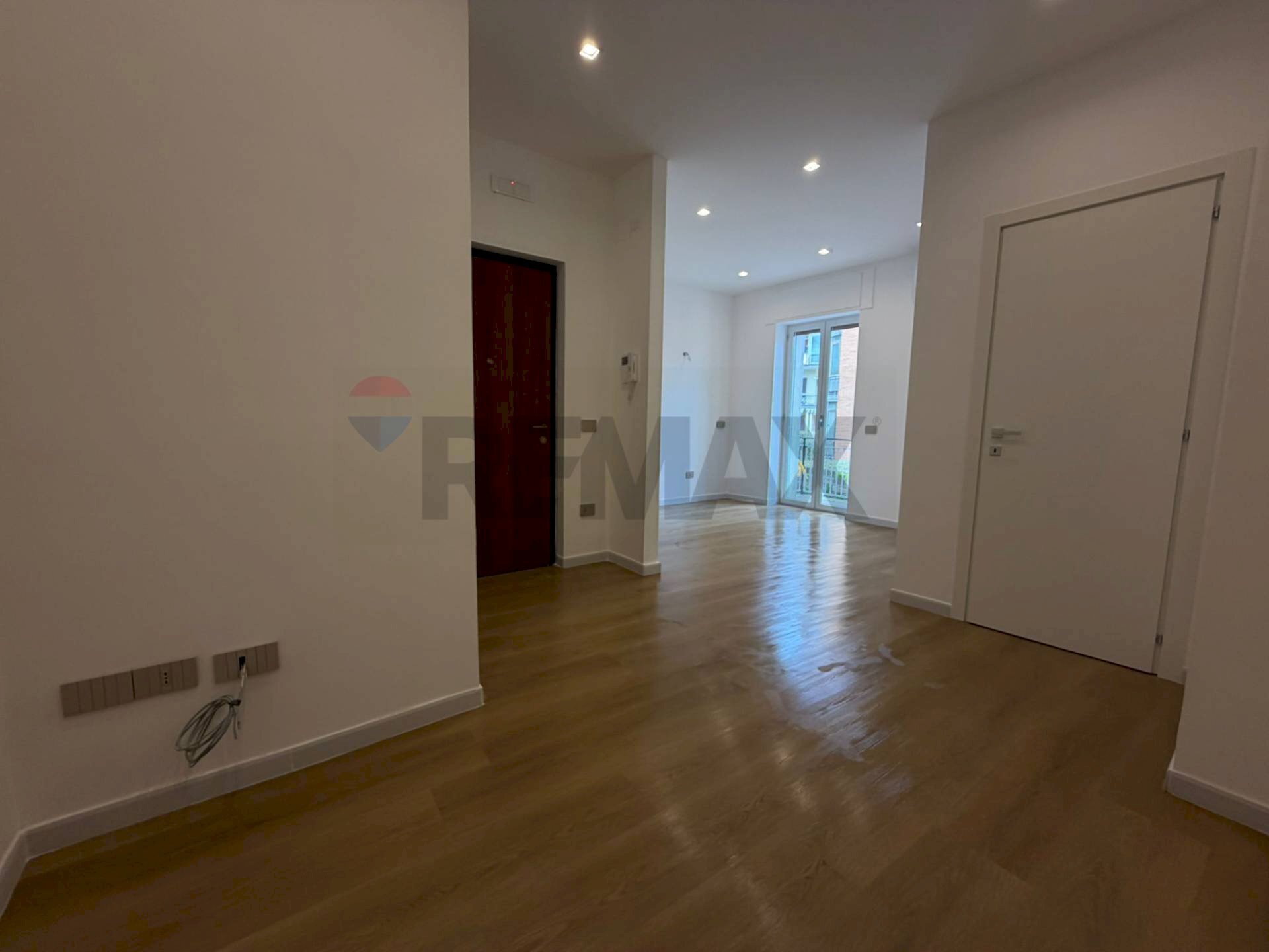Hall / corridoio - Trilocale Viale Colli Aminei
 
38, Napoli - foto 3