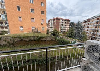 Balcone - Trilocale Viale Colli Aminei
 
38, Napoli - foto 17