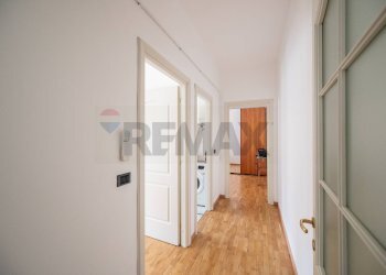 Hall / corridoio - Trilocale Via Venezia
 
22, Parma - foto 7