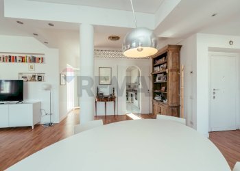 Sala da pranzo - Attic Via Marco Besso
 
25, Roma - photo 11