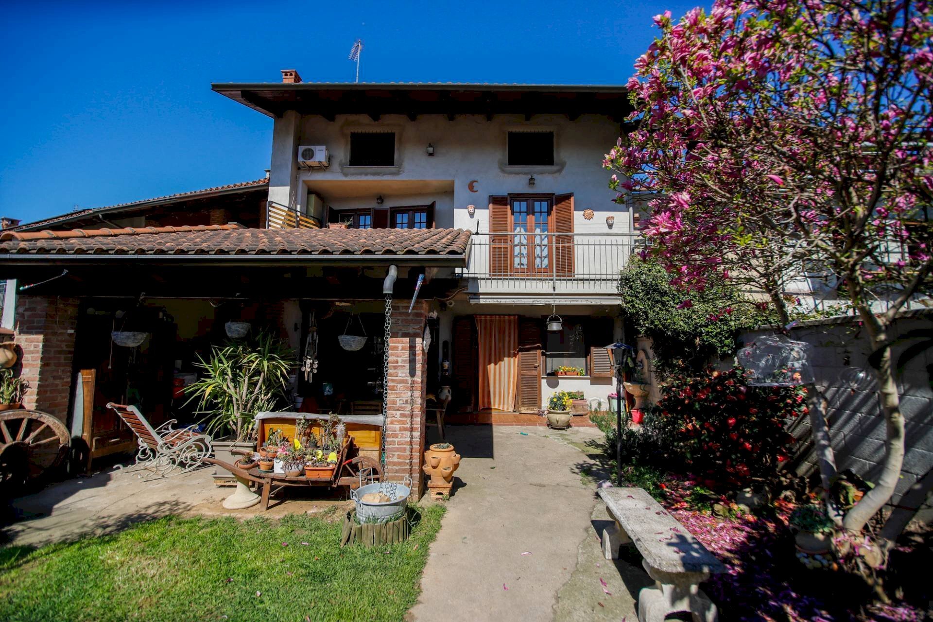 Foto 1 - Casa semi indipendente VIA PASTRENGO
 
4, Montanaro - foto 1