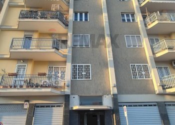 Edificio all\'aperto - Trilocale Via Dieta Di Bari
 
38/C, Bari - foto 4