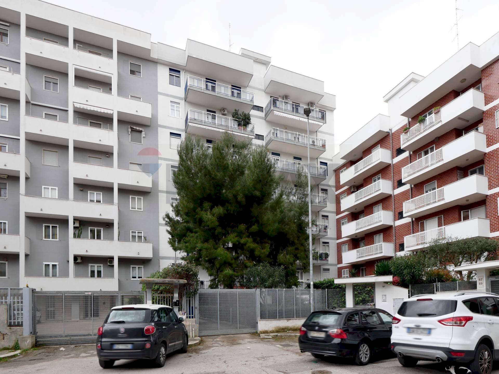 Edificio all\'aperto - Quadrilocale Via Michele Troisi
 
61, Bari - foto 1