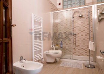 Bagno - Quadrilocale Via Michele Troisi
 
61, Bari - foto 11