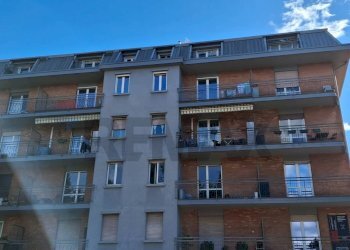 Edificio all\'aperto - Quadrilocale via Prati
 
4, Castelletto Sopra Ticino - foto 7