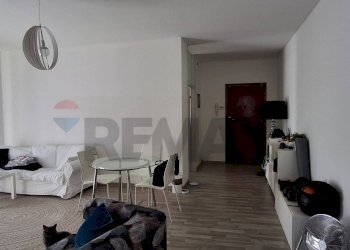 Sala da pranzo - Quadrilocale via Prati
 
4, Castelletto Sopra Ticino - foto 16