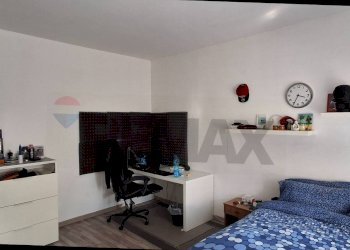 Camera / camera da letto - Quadrilocale via Prati
 
4, Castelletto Sopra Ticino - foto 24