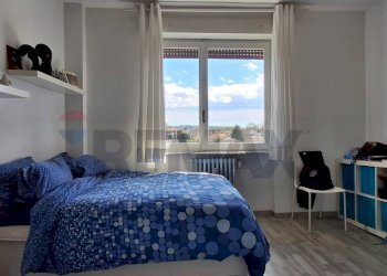 Camera / camera da letto - Quadrilocale via Prati
 
4, Castelletto Sopra Ticino - foto 26