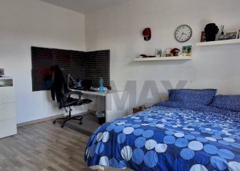 Camera / camera da letto - Quadrilocale via Prati
 
4, Castelletto Sopra Ticino - foto 27