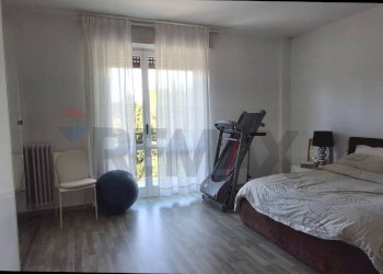 Camera / camera da letto - Quadrilocale via Prati
 
4, Castelletto Sopra Ticino - foto 30