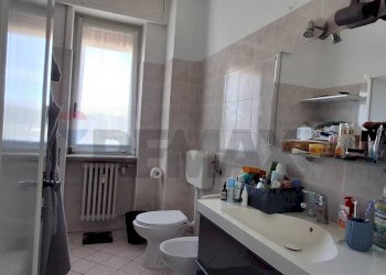 Bagno - Quadrilocale via Prati
 
4, Castelletto Sopra Ticino - foto 35