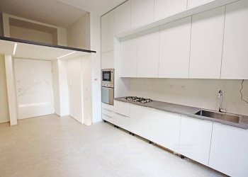 Cucina - Trilocale Via Ghislanzoni, Bergamo - foto 3