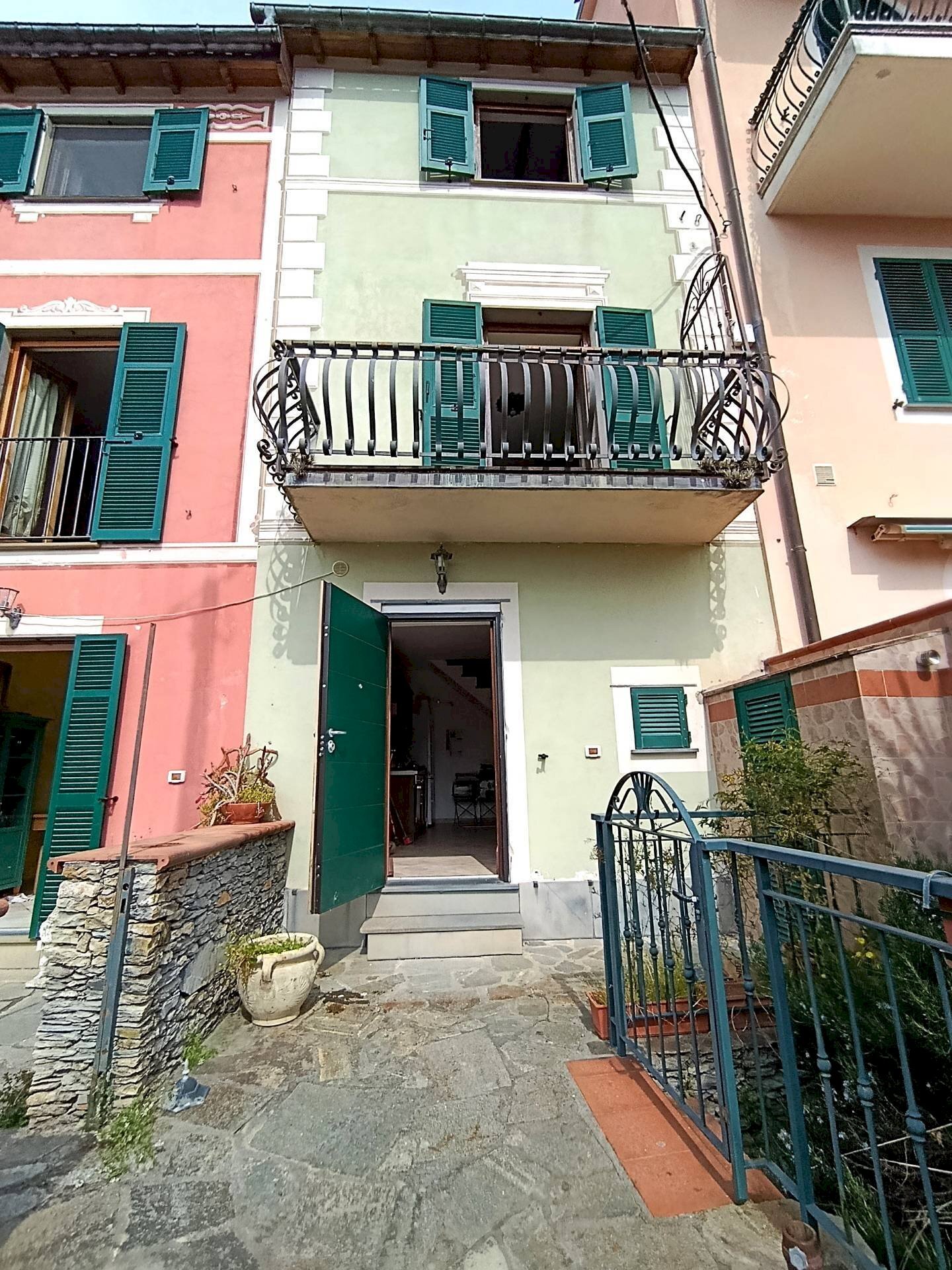 Foto 1 - Villa a Schiera passo soprano, Avegno - foto 1