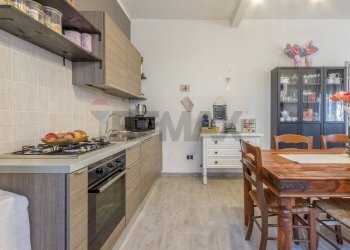 Cucina - Casa indipendente VIA CARDUCCI
 
64, Asola - foto 4