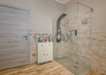 Bagno - Casa indipendente VIA CARDUCCI
 
64, Asola - foto 18