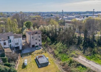 Edificio all\'aperto - Casa indipendente VIA CARDUCCI
 
64, Asola - foto 45