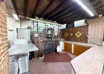 Foto 4 - Commercial Activity Via Santa Maria del Sangue
 
25, Aci Catena - photo 4