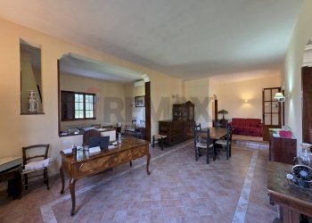 Sala da pranzo - Casa indipendente strada formicosa
 
1106, Sabaudia - foto 20