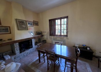 Sala da pranzo - Casa indipendente strada formicosa
 
1106, Sabaudia - foto 22