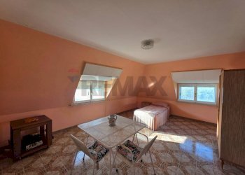 Soggiorno - Villa via delle magnolie
 
50, Terracina - photo 28