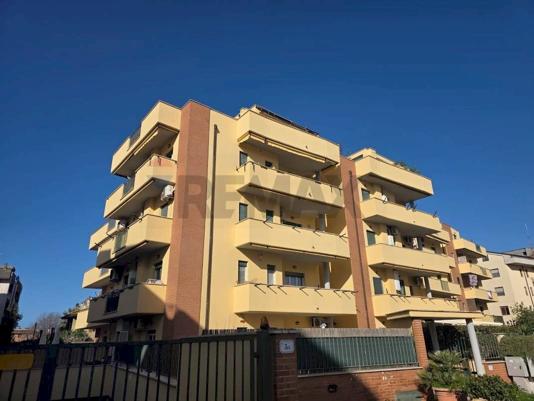 Edificio all\'aperto - Trilocale Sabaudia - foto 1