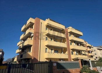 Edificio all\'aperto - Trilocale Sabaudia - foto 1