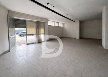 Foto 5 - Locale Commerciale Via Cesare Balbo, Montesilvano - foto 5