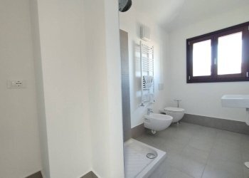 Bagno - Four-room apartment via Larga, 10, Rho - photo 46