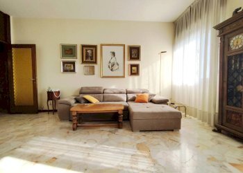Salone - Four-room apartment via Fosse Ardeatine, 2, Rho - photo 5