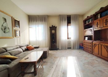 Salone - Four-room apartment via Fosse Ardeatine, 2, Rho - photo 9