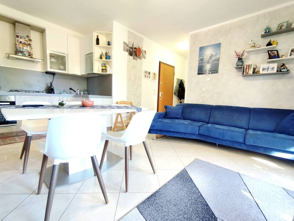 Salone - Three-room apartment via Bruno Buozzi, 6, Rho - photo 2