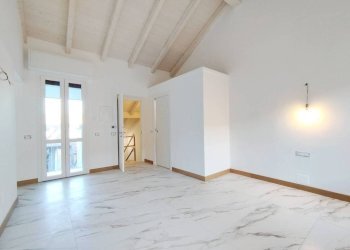 Cucina - Trilocale via A. Chaniach, 4, Pogliano Milanese - foto 2
