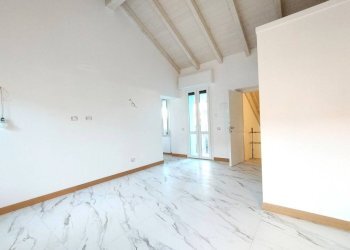 Cucina - Trilocale via A. Chaniach, 4, Pogliano Milanese - foto 4