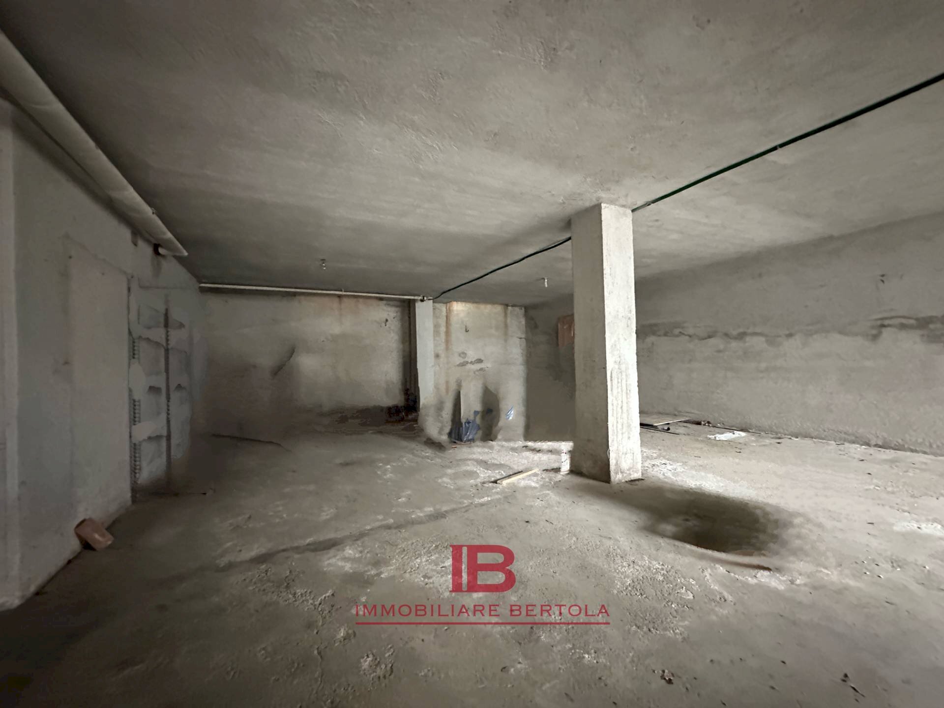 Foto 2 - Warehouse Via Acceglio
 
6, Cuneo - photo 2