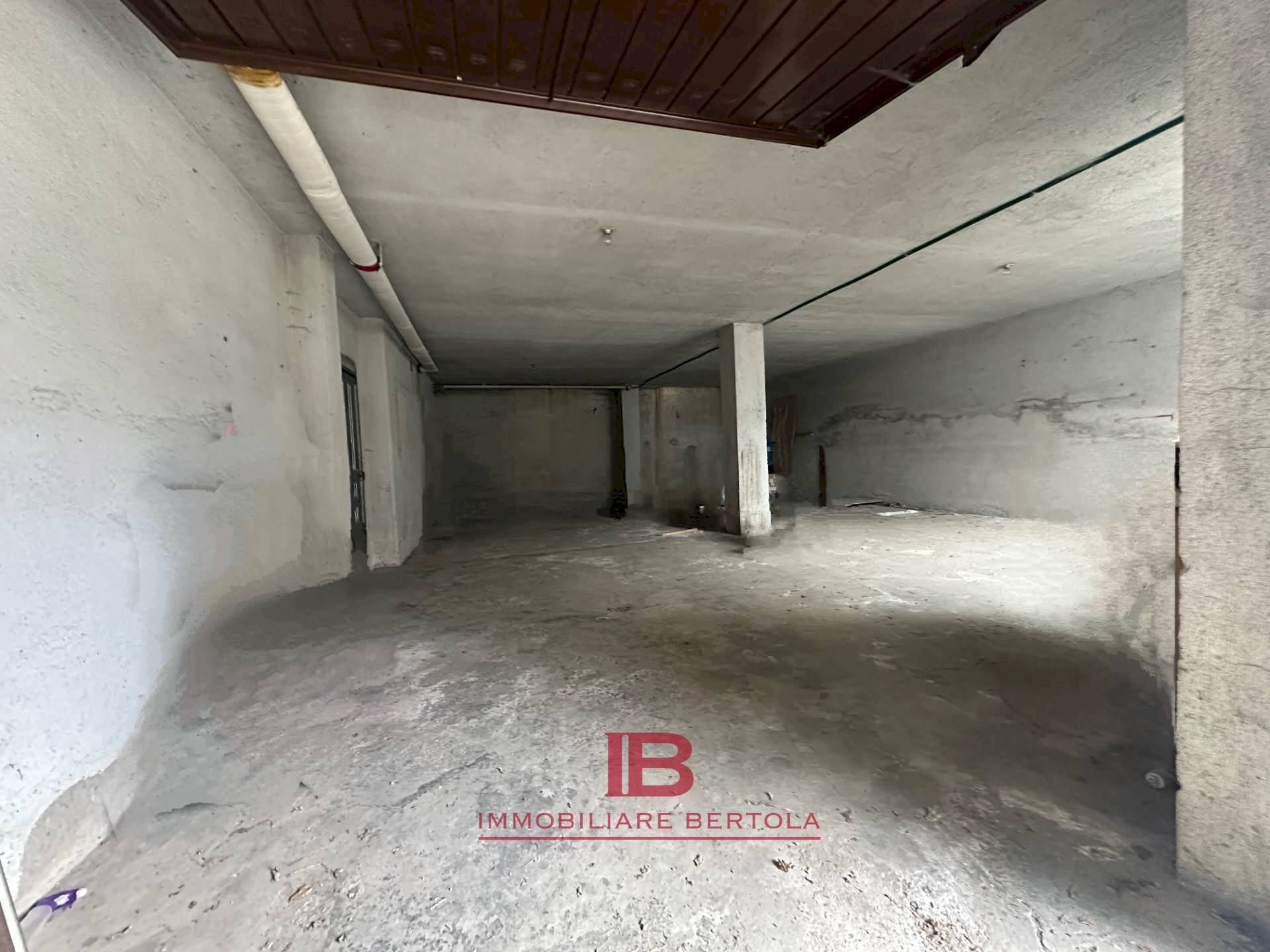 Foto 3 - Warehouse Via Acceglio
 
6, Cuneo - photo 3