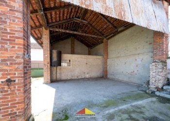 Cortile interno - Rustico strada Manta, 2, Lagnasco - foto 20