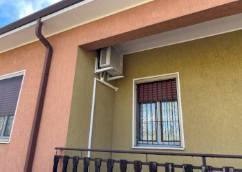 Facciata - Villa via Leonardo da Vinci, Valeggio sul Mincio - foto 5