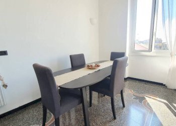 Soggiorno - Trilocale via Antonio Cantore, 30, Genova (zona Sampierdarena) - foto 3