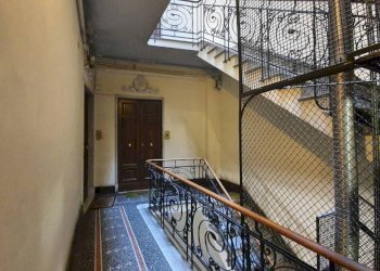 Interno palazzo - Trilocale via Antonio Cantore, 30, Genova (zona Sampierdarena) - foto 20