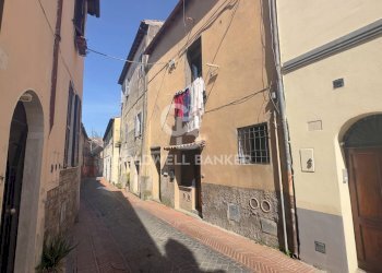 Foto 1 - Trilocale Vicolo del Forno
 
9, Tarquinia - foto 1