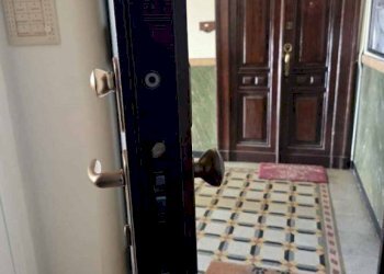 Interno palazzo - Trilocale corso Svizzera, 31, Torino (zona Campidoglio) - foto 3